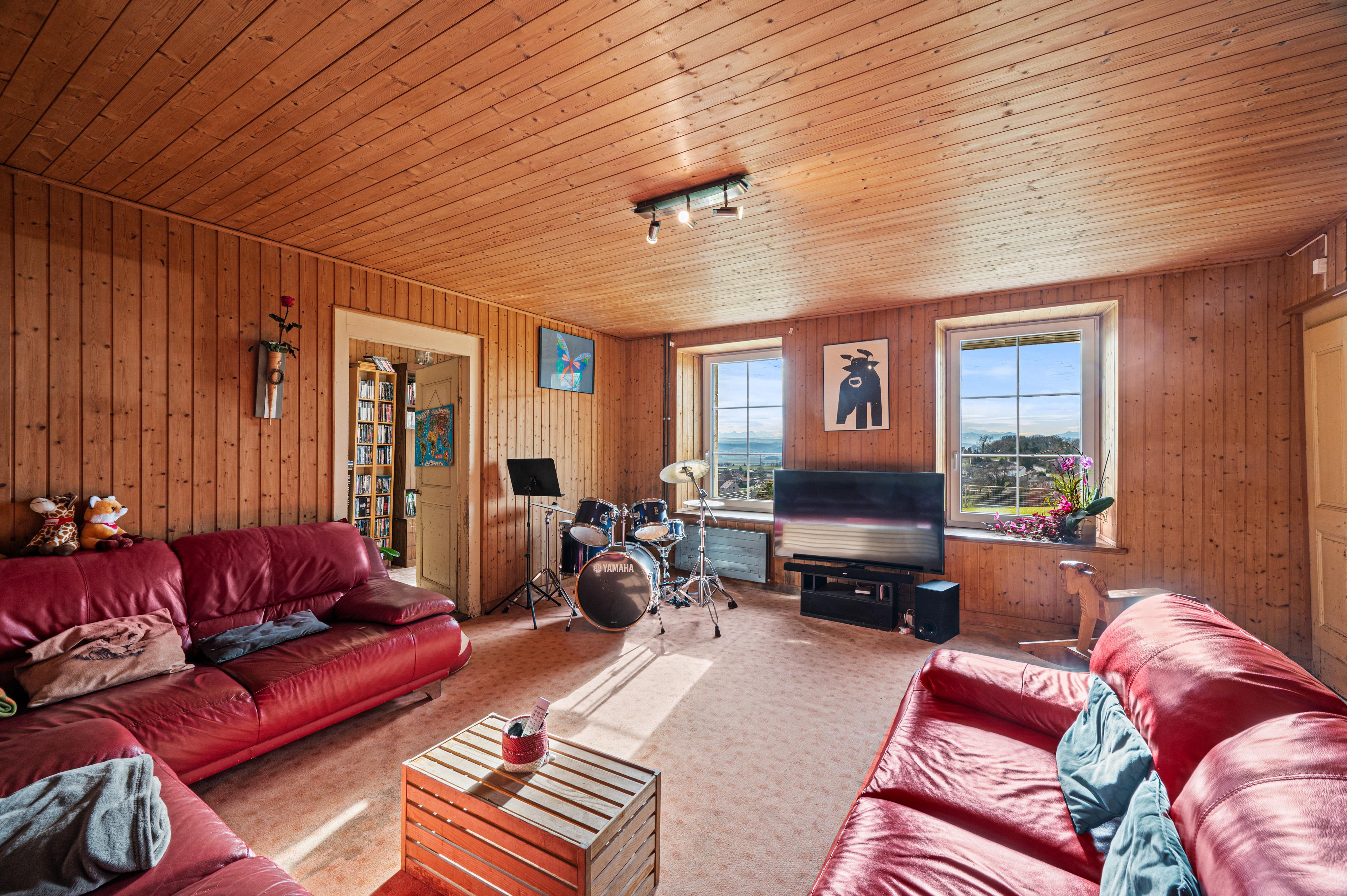 Landwirtschaftlichesbetrieb (20 ha) mit Zuchtschweineställe (280 GVE an 2 Standorten) - Image# 4